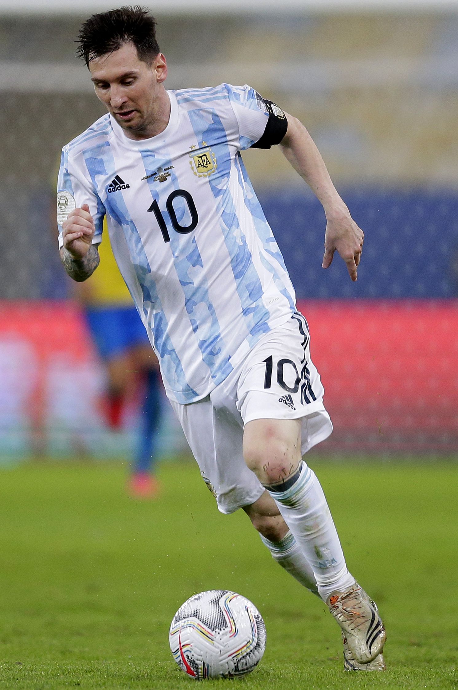 中后卫不仅 中后卫不仅